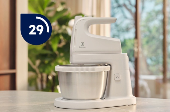 Ručný šľahač s misou Electrolux 500 Mattino 2.0 ESM4W biely Electrolux ESM4W recyklovaný materiál