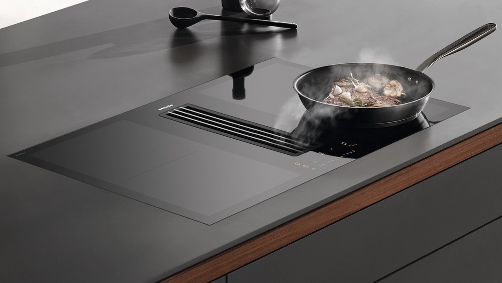 Indukčné varné dosky s odsávaním Miele KMDA 7272 FL-U čierna Indukčné varné dosky s odsávaním Miele KMDA 7272 FL-U čierna