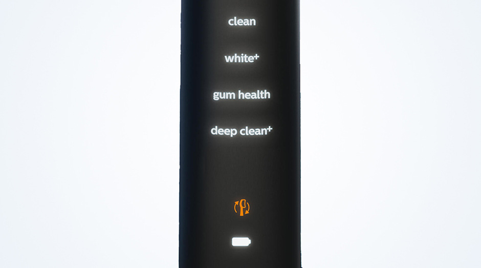 Zubná kefka Philips Sonicare 9400 DiamondClean HX9917/89 čierna Philips HX9917/89 Sonicare 9400 DiamondClean