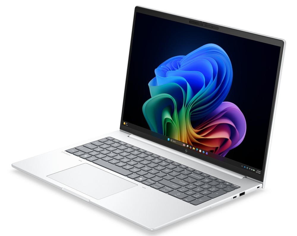 Notebook HP Elitebook 8 G2a 16" strieborný Otvorený a zapnutý notebook HP Elitebook 8 G2a 16" otočený doľava