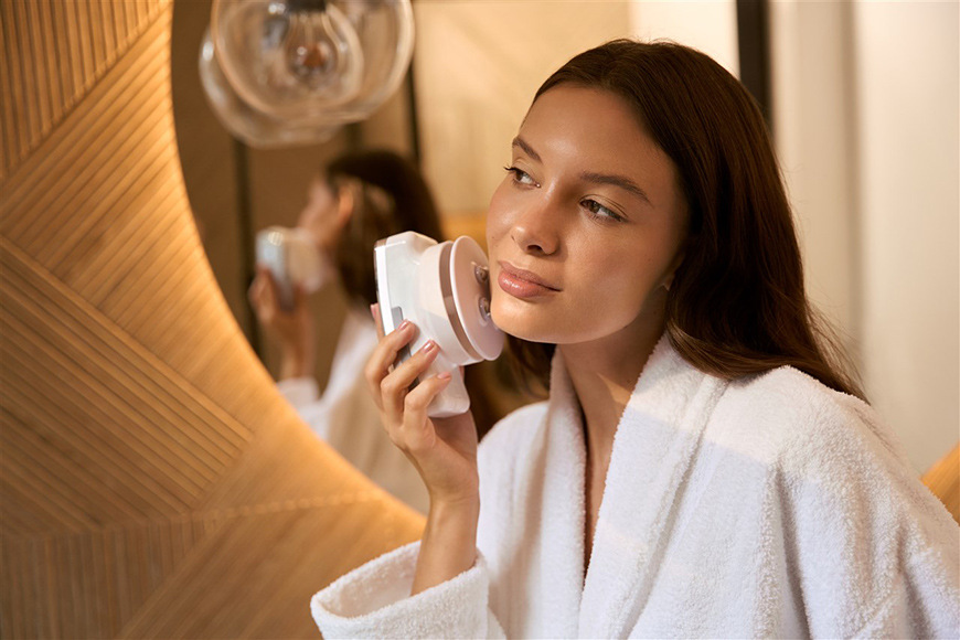 Masážny prístroj Garett Garett Beauty Cellu Body strieborný Masážny prístroj Garett Beauty Cellu Body