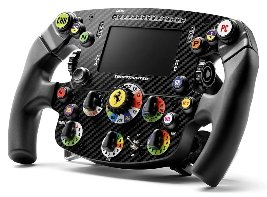 Volant Thrustmaster Formule Ferrari SF-25 edice Add-On, PC , PS5/4 čierny Šikmý pohľad na formulový veniec s pogumovanými rukoväťami a viacpolohovými prepínačmi