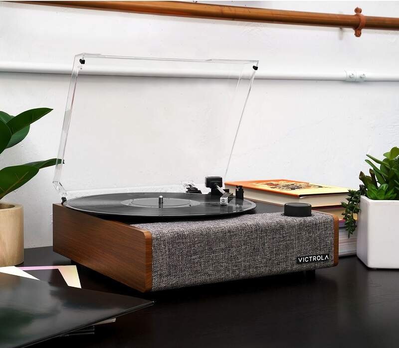 Gramofón Victrola VTA-74 hnedý Gramofón Victrola VTA-74 hnedý