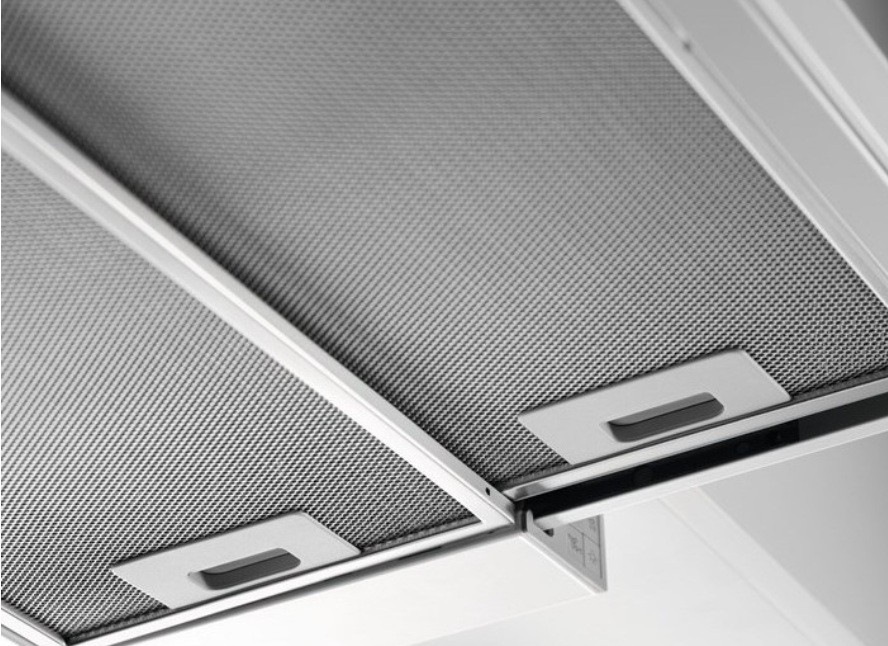 Odsávač pár Electrolux LFP326FB čierny