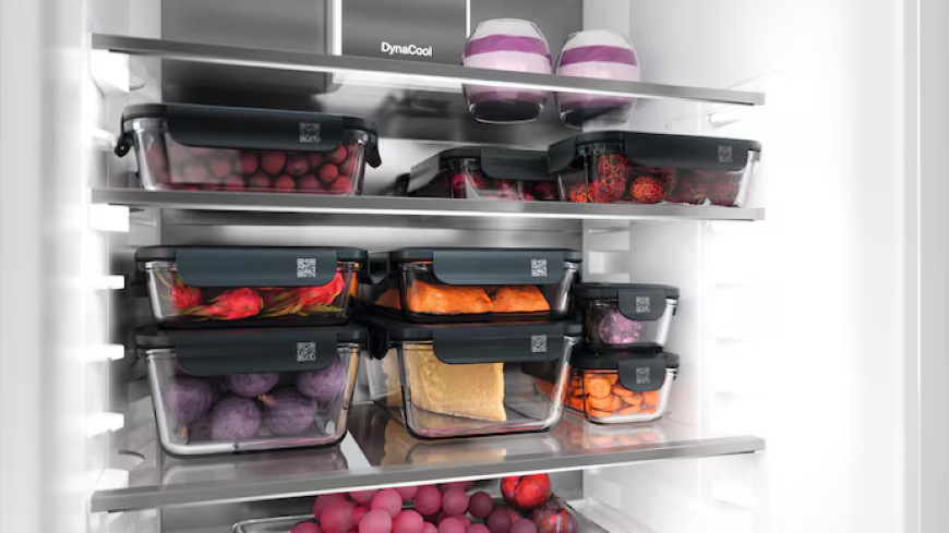 Dóza na potraviny Miele Gourmet Box (3 ks, velikost S, M, L) Súprava nádob Miele Gourmet Box vyskladaná v chladničke miele