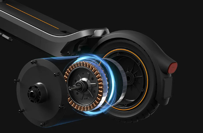 Xiaomi Electric Scooter 6 Max poháňa 1 100W motor