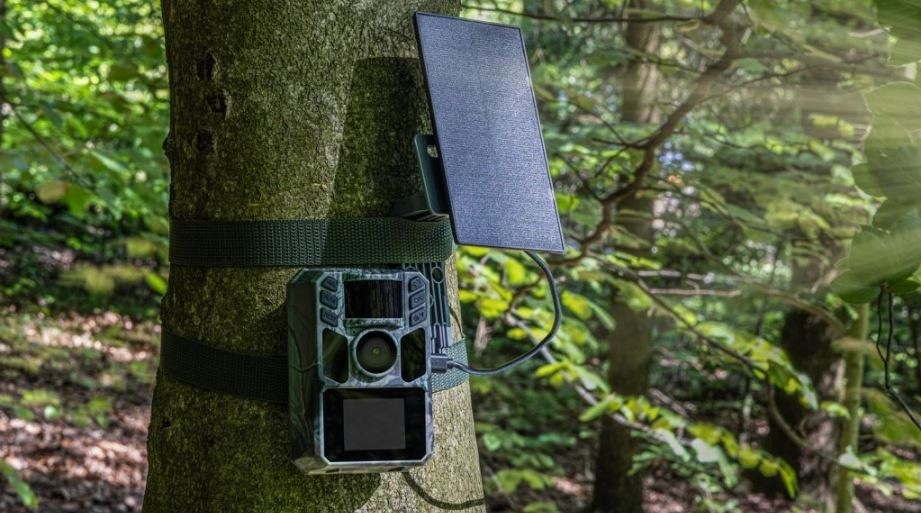 Fotopasca Evolveo StrongVision Solar A maskáčová farba