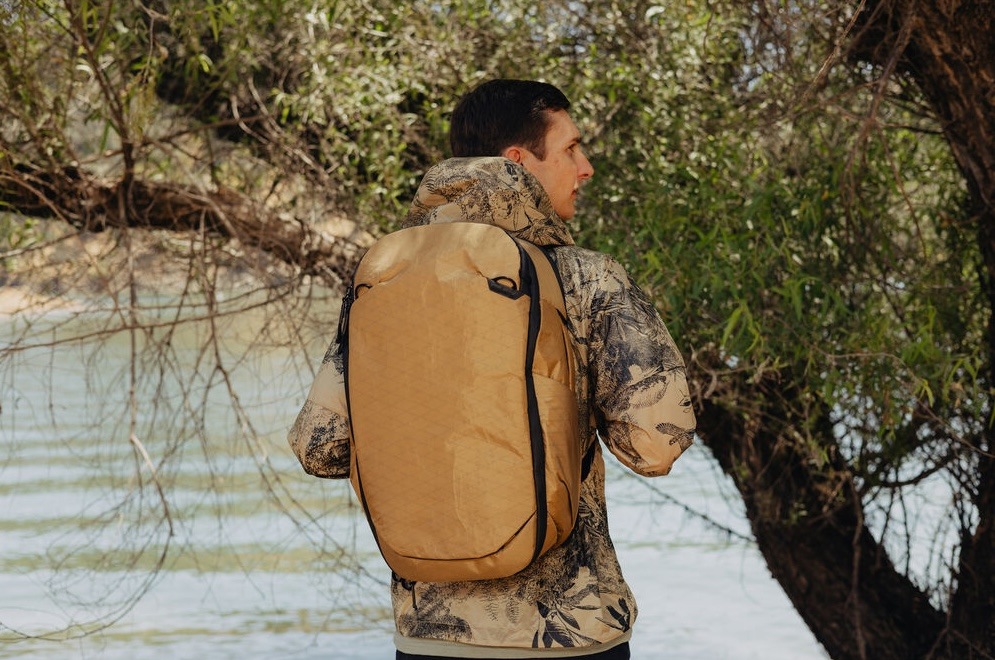 Batoh Peak Design Travel Backpack 30L Coyote žltý Batoh Peak Design Travel Backpack 30L Coyote žltý