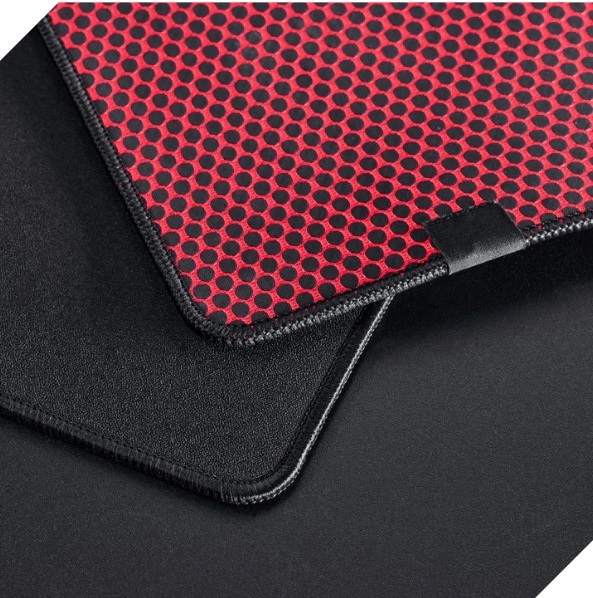 Podložka pod myš HyperX Pulsefire Mat - M (36 x 30 cm) čierna Podložka pod myš HyperX Pulsefire Mat - M (36 x 30 cm) čierna