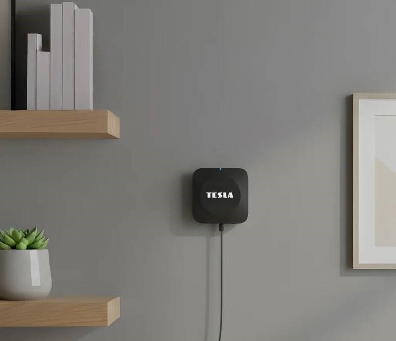 Riadiaca jednotka Tesla Smart Multimode ZigBee Hub ZH44 čierna Riadiaca jednotka Tesla Smart Multimode ZigBee Hub ZH44 čierna