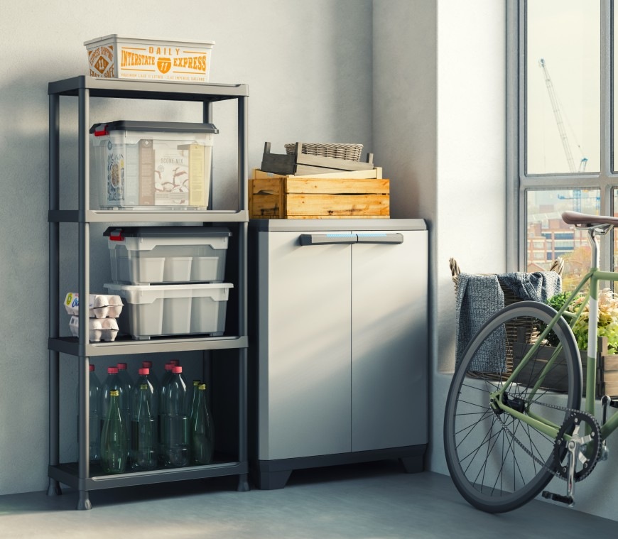 Regál Keter Plus Shelf 60/4 plast Regál Keter Plus Shelf 60/4 umiestnený v pivnici