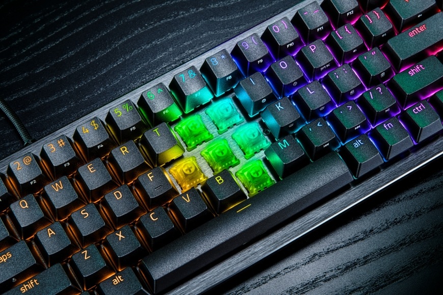 Klávesnica Razer Huntsman V3 HE Magnetic Mini 65% 8KHz, US Layout čierna RGB podsvietenie a magnetické spínače klávesnice Razer Huntsman V3 HE Magnetic Mini 65%
