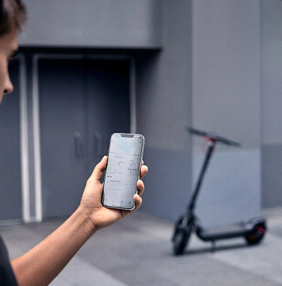 Elektrická kolobežka Segway MAX G3 E antracitová farba „“