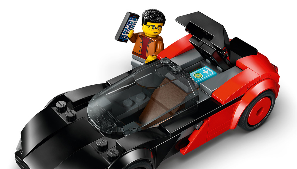 Stavebnica LEGO® City 60486 Elektrické superauto Otváracia zadná kapota odhalí priestor s batériou a umožní deťom rozohrávať servisné situácie pred jazdou.