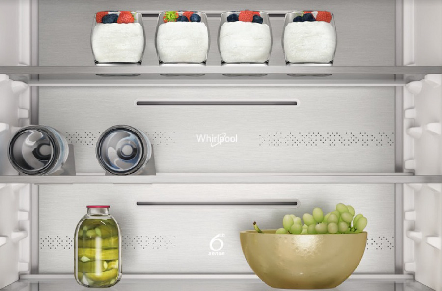 Chladnička s mrazničkou Whirlpool WHKF 6352 X5E nerez Chladnička kombinovaná Whirlpool WHKF 6352 X5E, NoFrost, kovová zadná stena, ovocie, jogurty, hrozno