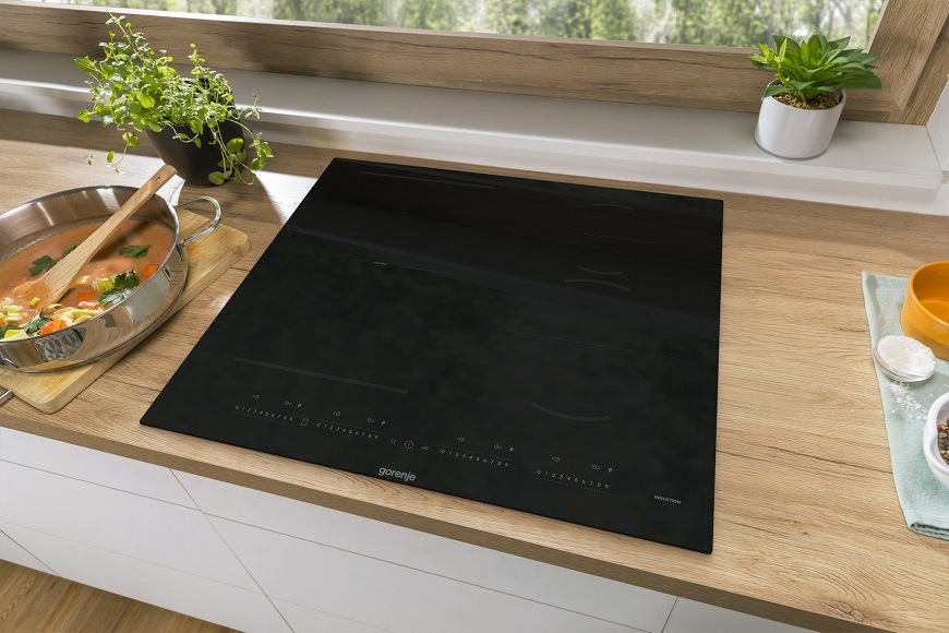 Indukčná varná doska Gorenje GI6432BSCE, čierna