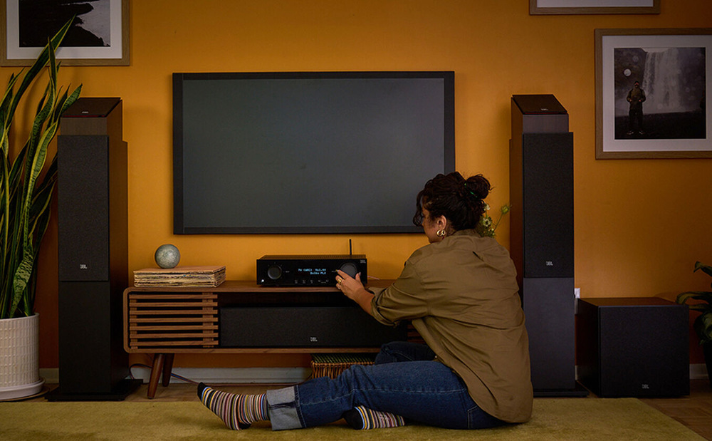 AV Receiver JBL MA310 biely