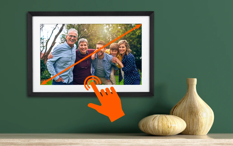 Elektronický fotorámček Rollei Smart Frame WiFi 107 čierny Fotorámik digitálny Rollei Smart Frame WiFi 107″ width=
