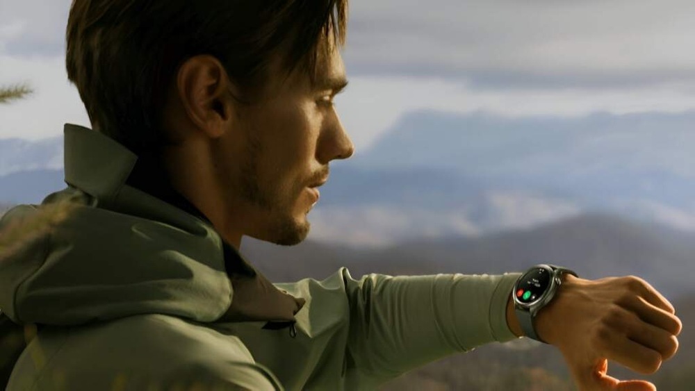 Inteligentné hodinky Xiaomi Watch S4 strieborné