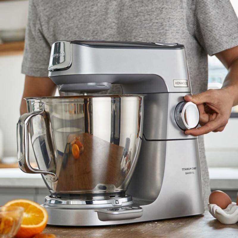 Kuchynský robot KENWOOD Titanium Chef Baker KVL85.224SI strieborný „“
