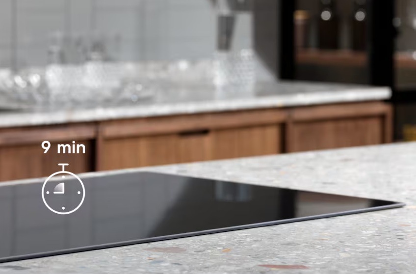 Indukčná varná doska Electrolux LIT30230C čierna