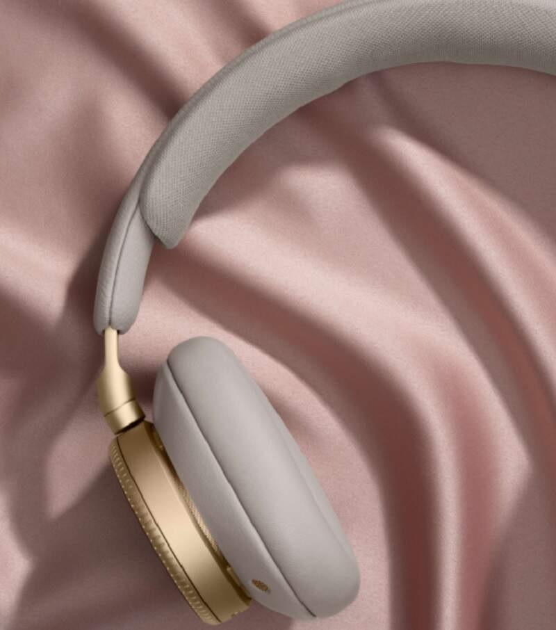 Slúchadlá Bang & Olufsen Beoplay H100 béžová Slúchadlá Bang & Olufsen Beoplay H100 béžová