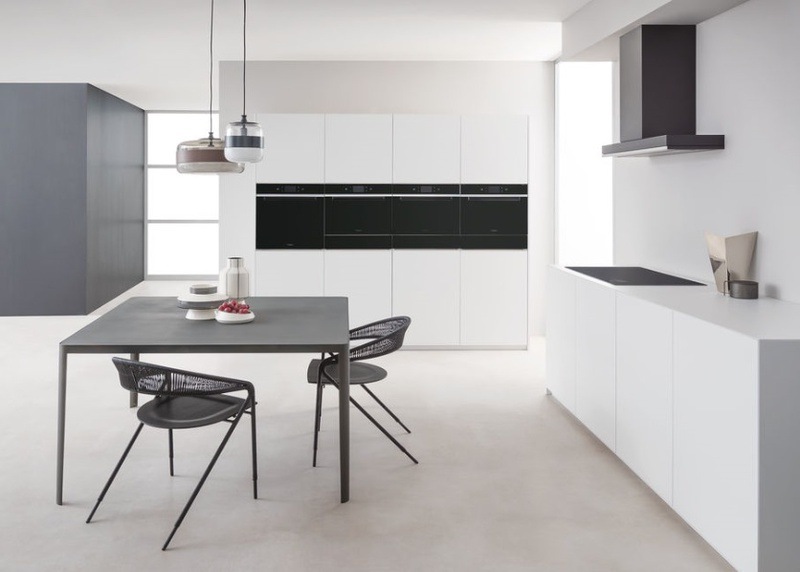 Indukčná varná doska Whirlpool i100 WF S4160 BF čierna Indukčná varná doska Whirlpool i100 WF S4160 BF čierna