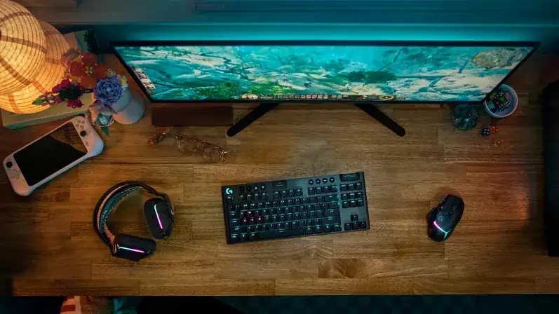 Klávesnica Logitech G915 X Lightspeed TKL Wireless, US layout čierna Klávesnica Logitech G915 X Lightspeed TKL Wireless, US layout čierna