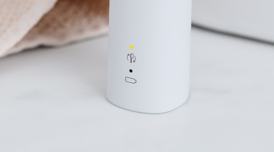 Náhradné hlavice Philips Sonicare Sensitive HX6052/10 (2 ks) biela Náhradné hlavice Philips Sonicare Sensitive HX6052/10 (2 ks) biela