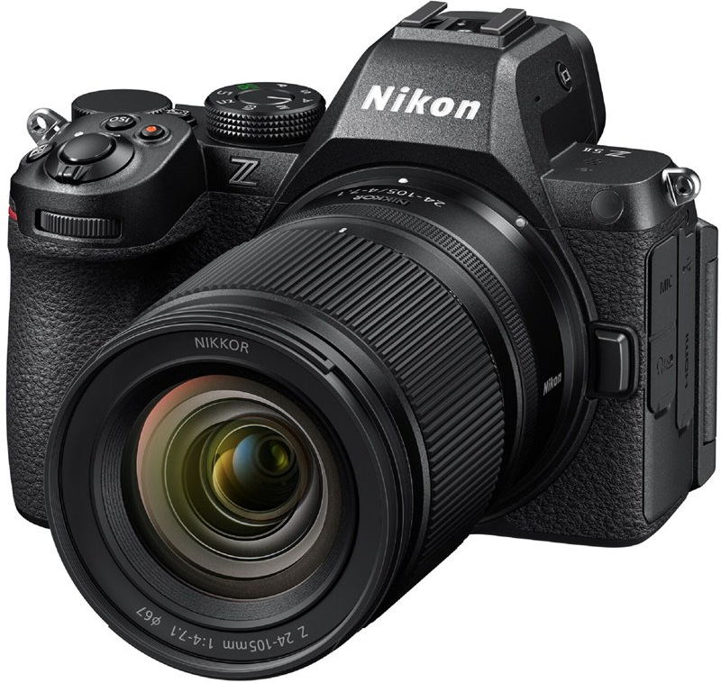 Bezzrkadlovka Nikon Z 5II s objektívom 24–105 mm f/4–7.1