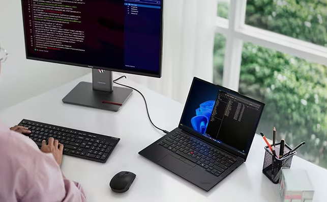 Notebook Lenovo ThinkPad E14 Gen 7 čierny