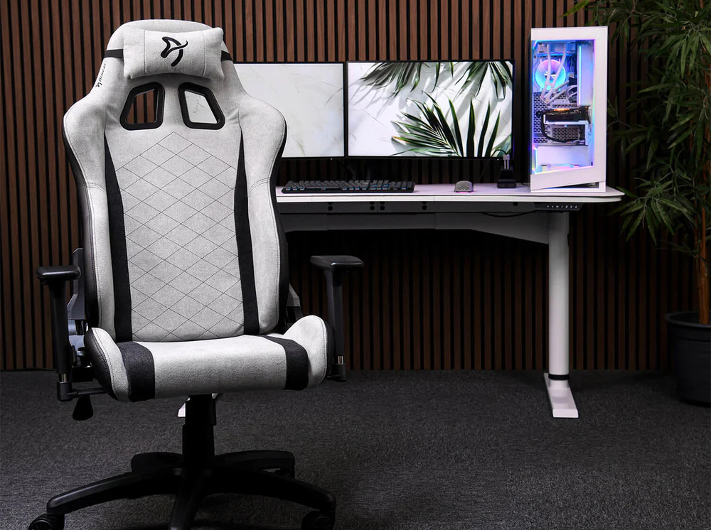 Herná stolička Arozzi Avanti Soft Fabric Light Grey sivá Stolička Arozzi Avanti Soft Fabric podporuje nosnosť až 120 kg