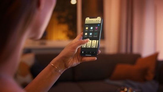Vstavané svietidlo Philips Hue Milliskin okrúhle 3ks hliník Vstavané svietidlo Philips Hue Milliskin okrúhle 3ks hliník