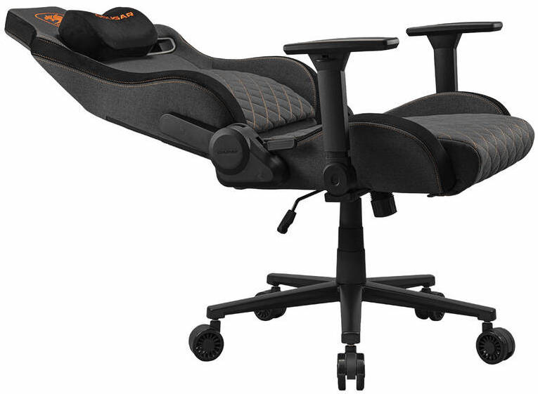 Stolička Cougar Defensor Gray F sklopená do odpočinkovej polohy s nastaviteľnými podrúčkami a hojdacím mechanizmom