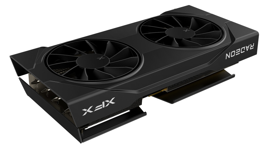 Grafická karta XFX Swift AMD Radeon RX 9060 XT OC 16GB GDDR6 Dual Fan Gaming Edition Detail bočnej časti chladiča grafickej karty XFX Swift Radeon RX 9060 XT s masívnym heatsingom