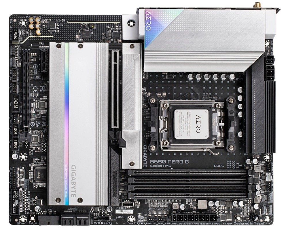 Základná doska Gigabyte B650 AERO G určená pre platformu AMD AM5, čierna farba