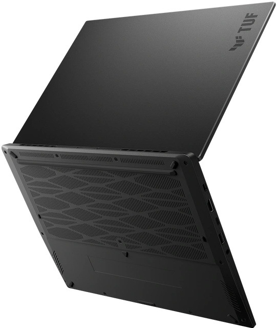 Chrbát a spodná strana notebooku Asus TUF Gaming A14 s ventilačnými otvormi pre efektívny odvod tepla