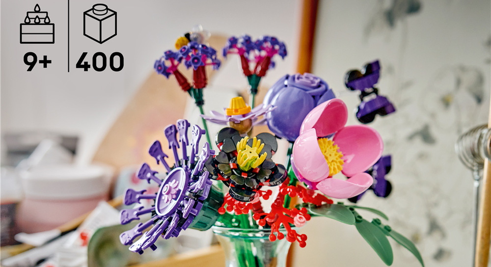 Stavebnica LEGO® Botanicals 11507 Kytička Olivie Rodrigo Kytica z jedenástich kvetov ponúka pestrú fialovú paletu s ružou, lúčovkou, čemericou i železníkom.