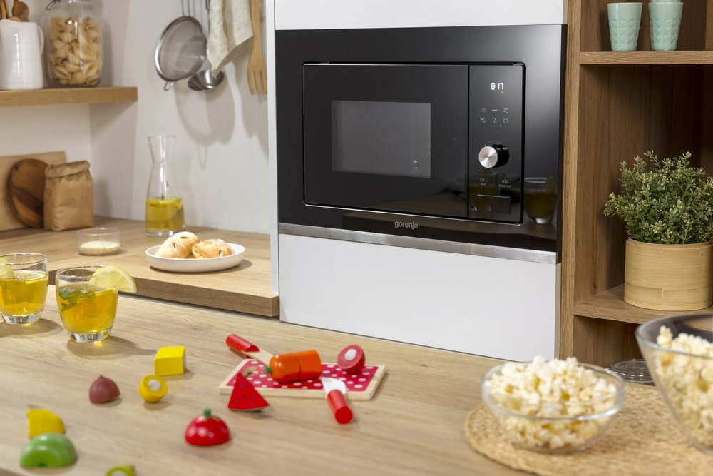 Mikrovlnná rúra Gorenje Advanced BM201AG1X nerez