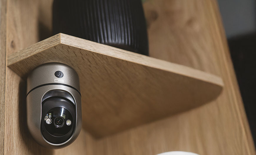 IP kamera EMOS GoSmart IP-220W - strieborná