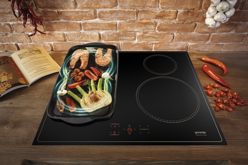 Indukčná varná doska Gorenje Classico GI6421CLBSC čierna Indukčná varná doska Gorenje GI6421CLBSC, čierna, BridgeZone