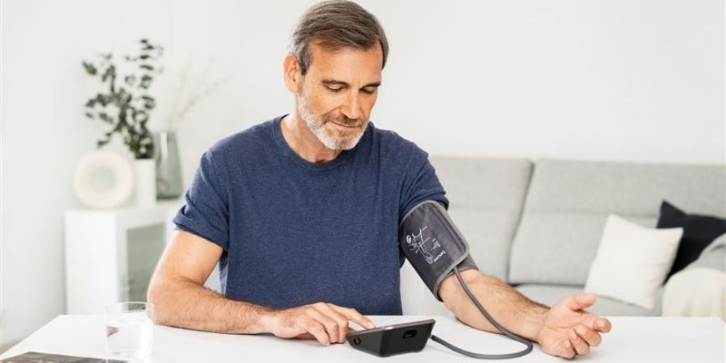 Tlakomer na pažu Beurer BM64 čierny Tlakomer na pažu Beurer BM64 čierny