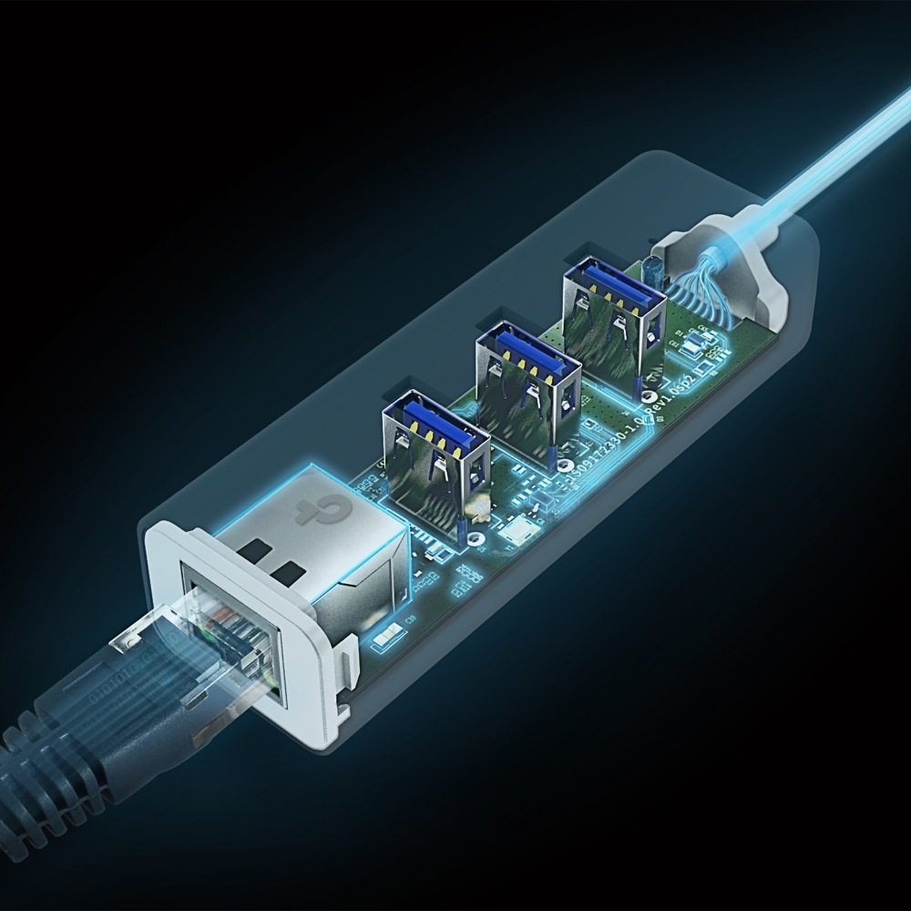 Sieťová karta TP-Link UE330C, USB-C/RJ45 + 3x USB 3.0 biela TP-Link UE330C rozšíri konektivitu o USB 3.0 a gigabitový LAN port