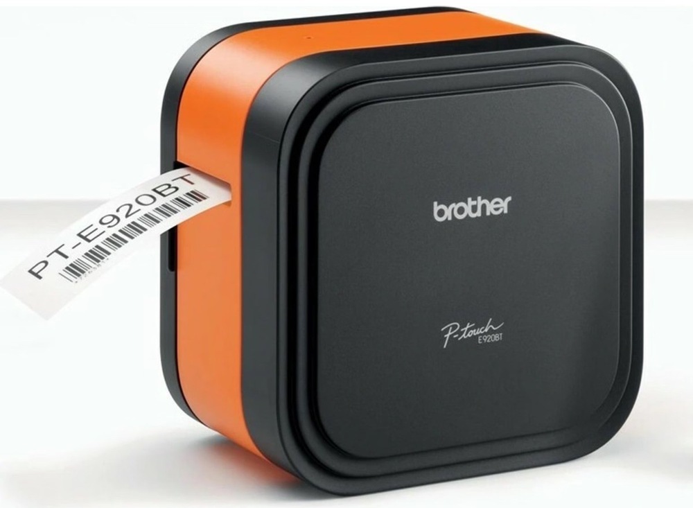Tlačiareň štítkov Brother PT-E920BT Bluetooth s pohodlným Bluetooth pripojením bez káblov