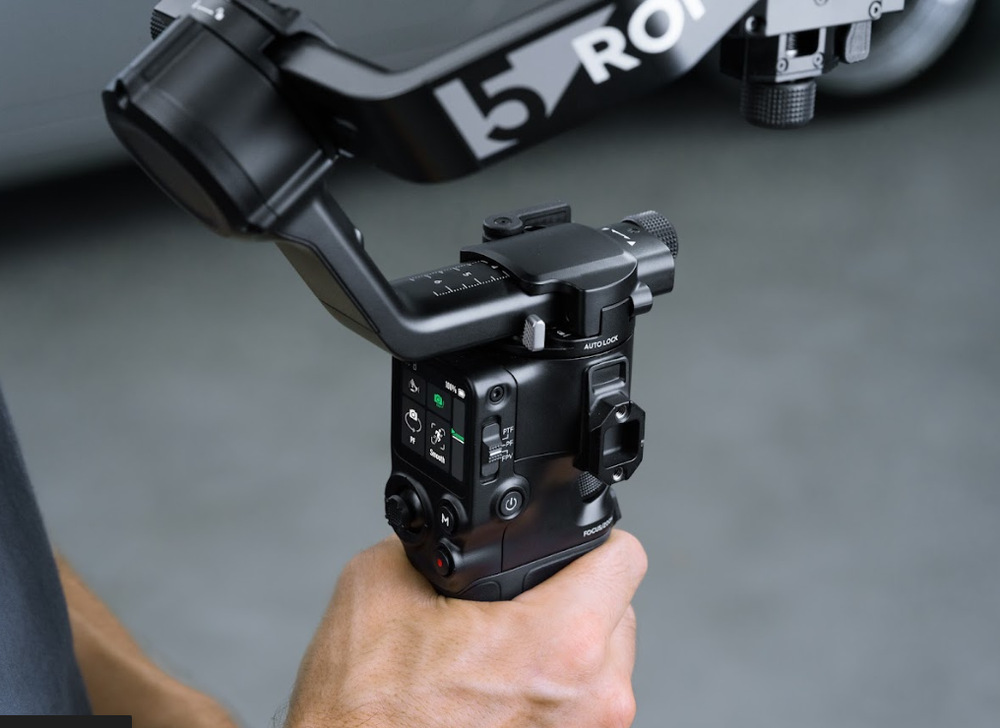 DJI RS 5 sa opiera o stabilizačný algoritmus 5. generácie