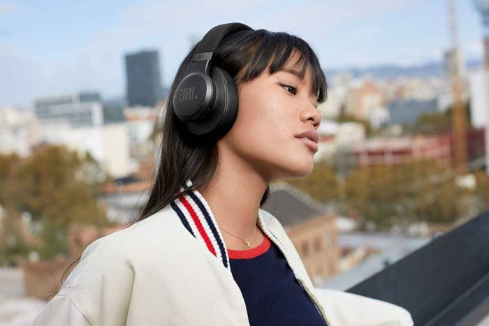 Slúchadlá JBL Live 660NC čierna JBL Live 660NC, černá