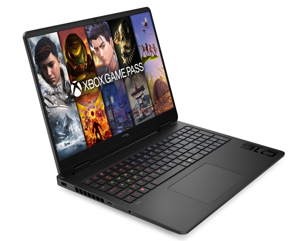 Otvorený a zapnutý notebook HyperX OMEN 16-am2000ncx otočený doprava