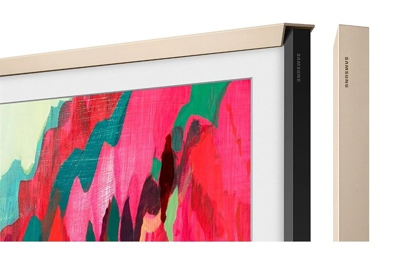 Výmenný rámček Samsung pre Frame TV s uhlopriečkou 85" (2025), skosený zlatá farba