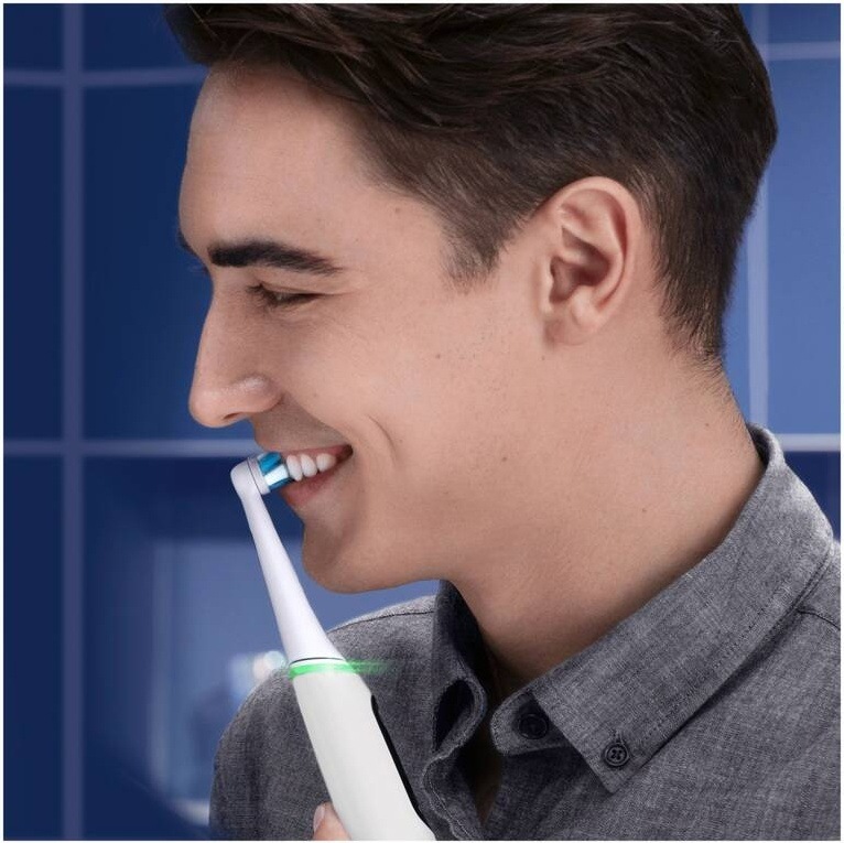 Súprava zubných kefiek Oral-B iO6 Series Duo Pack White Súprava zubných kefiek Oral-B iO6 Series Duo Pack White