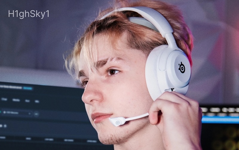 Headset SteelSeries Arctis Nova 5X Wireless biely